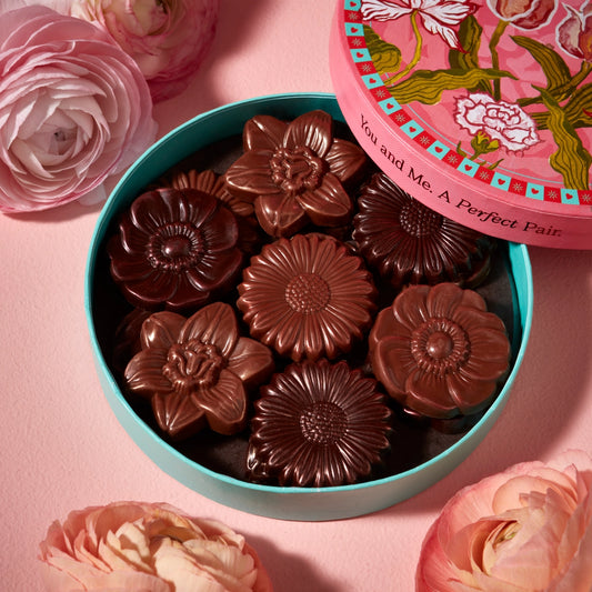 Fortnum & Mason Chocolate Flowers 115g