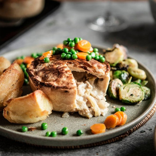 Pieminister Mock a Doodle Tofu Chicken Pie with Leek, Garlic & White Wine 270g